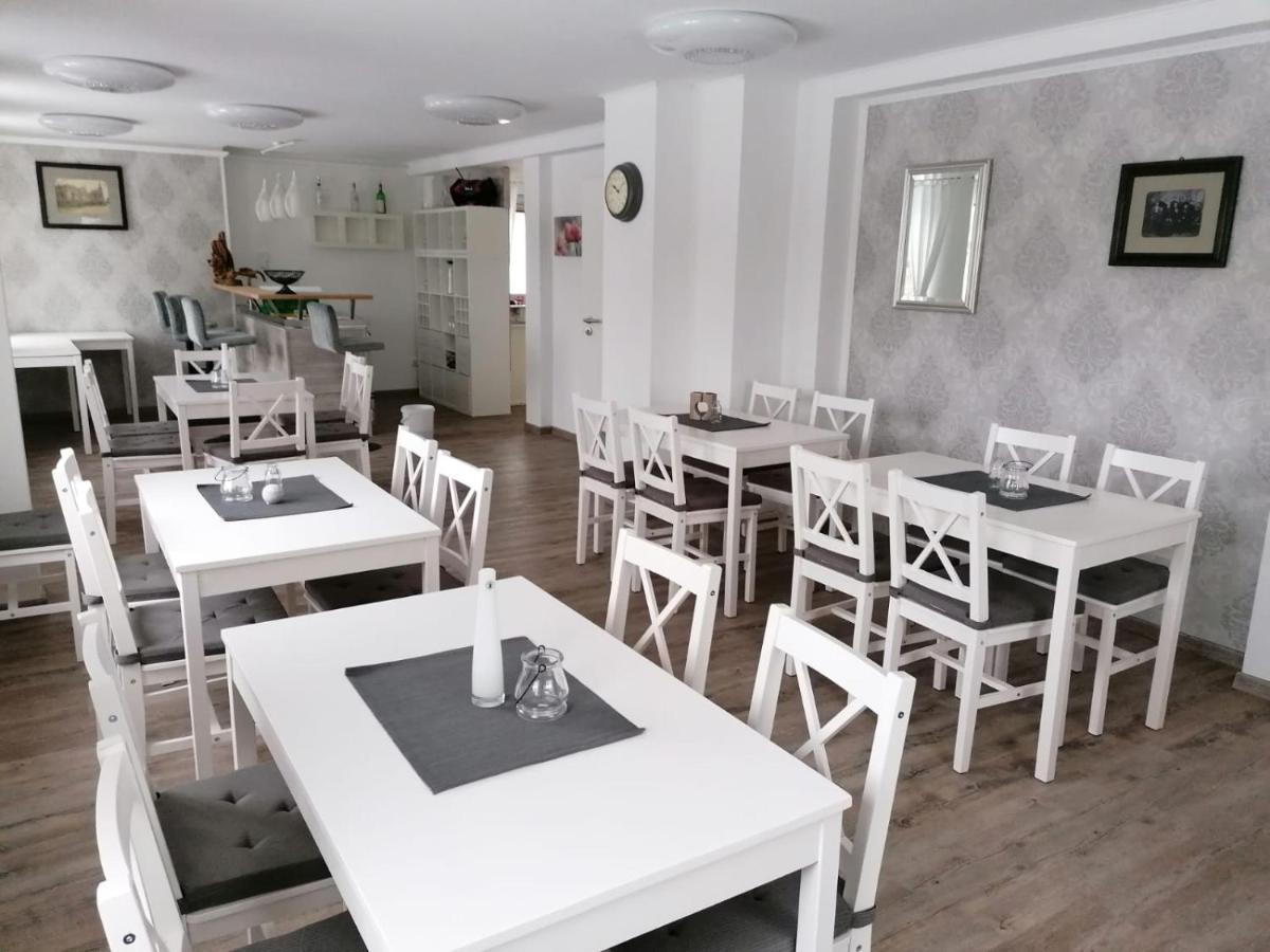Pension Unikum Waldheim Экстерьер фото